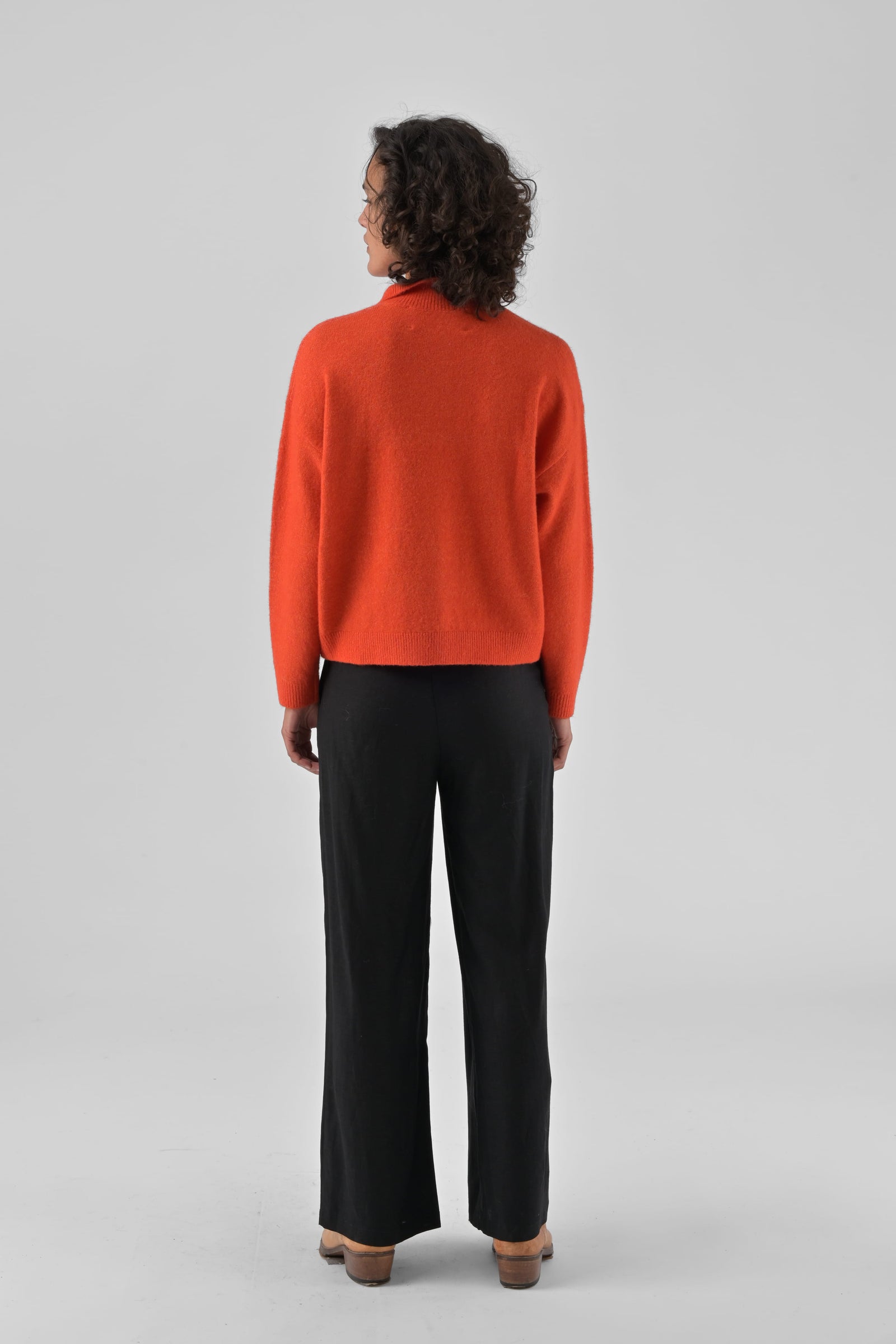 Sweater Nathanielle Naranja