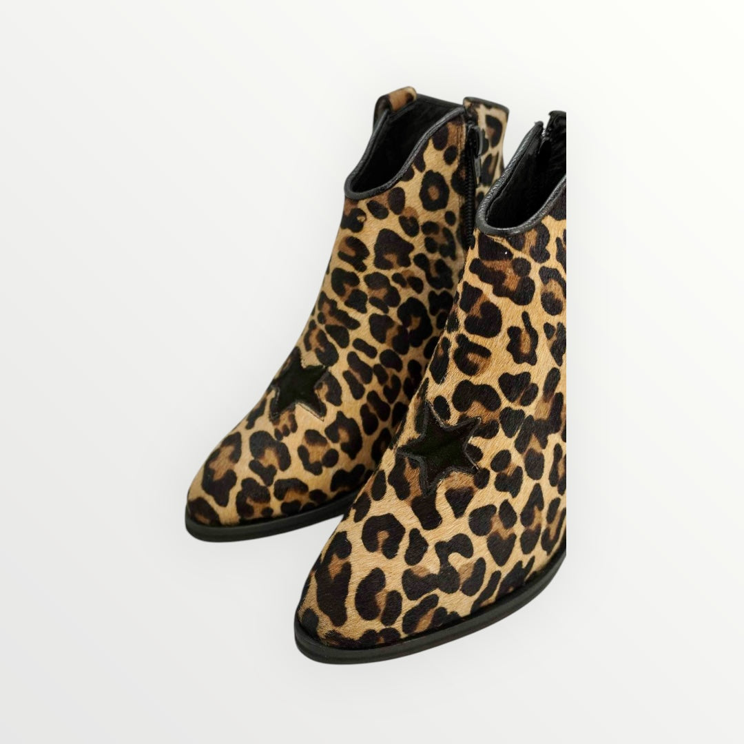 Camelia Animal Print