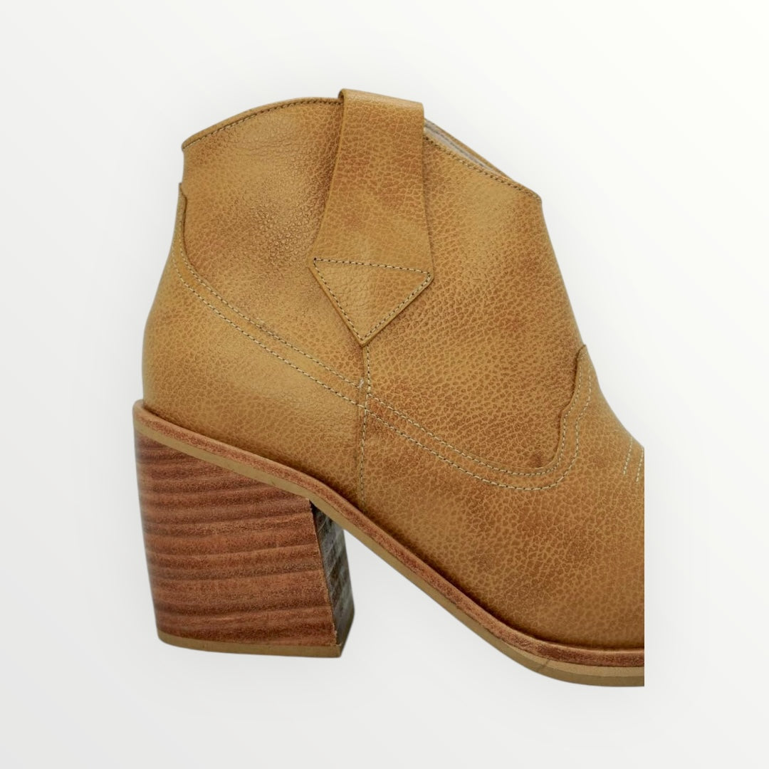 Carlota Suela Vintage