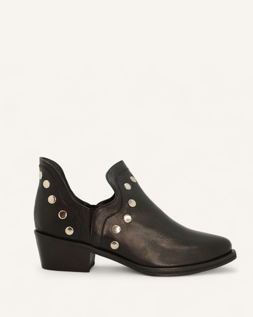 Kate Negro Tachas