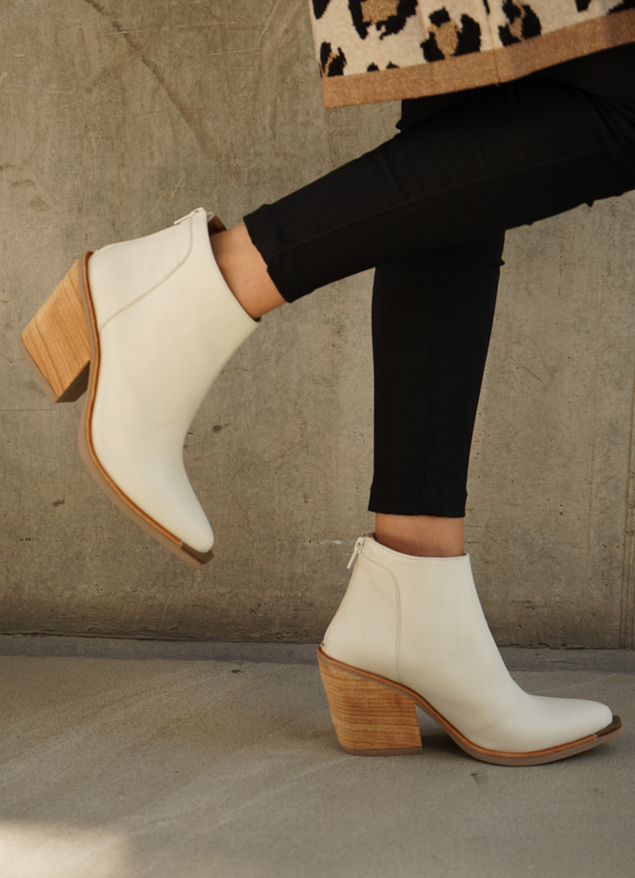 Casandra Tiza - Outlet