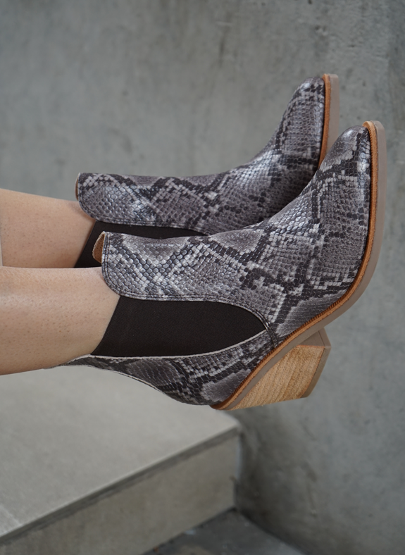 Savage Reptil Beige - Negro - Outlet