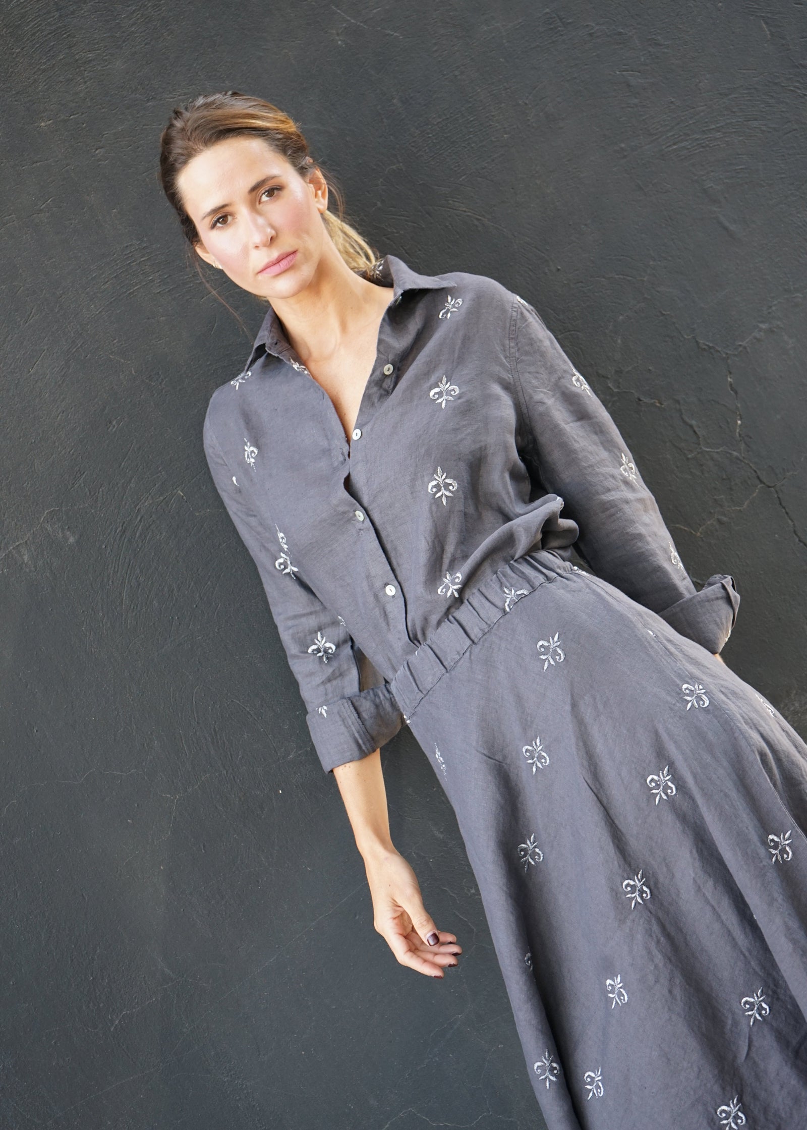 Camisa Zante Bordada Gris Iron