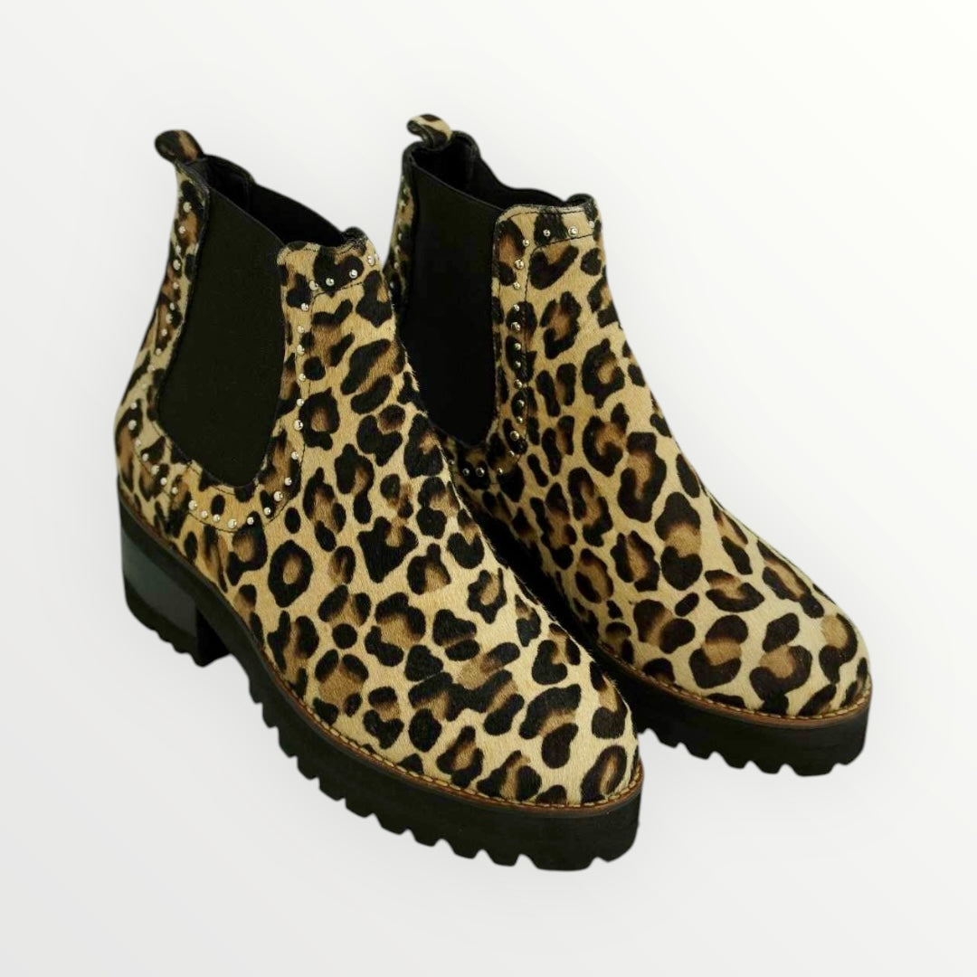 Beca Animal Print