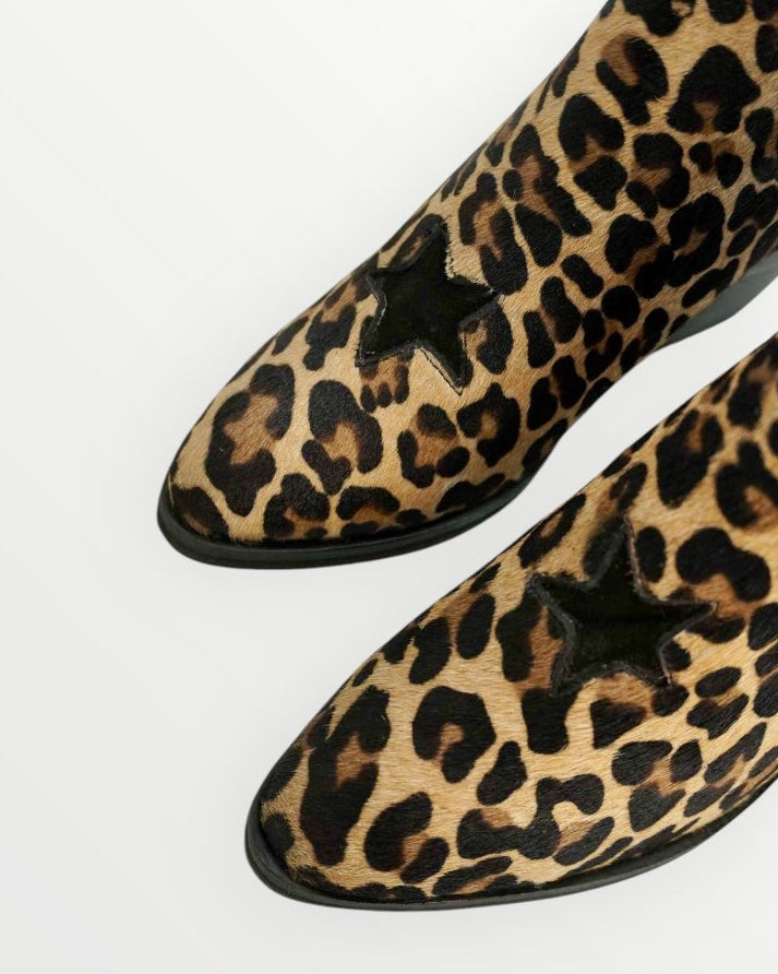 Camelia Animal Print
