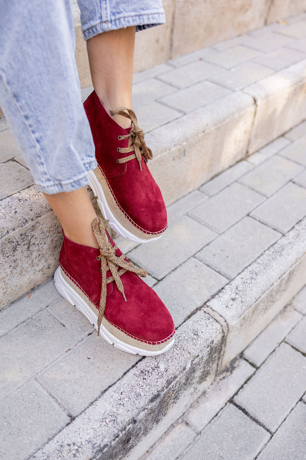 Alhama Gamuza Cherry