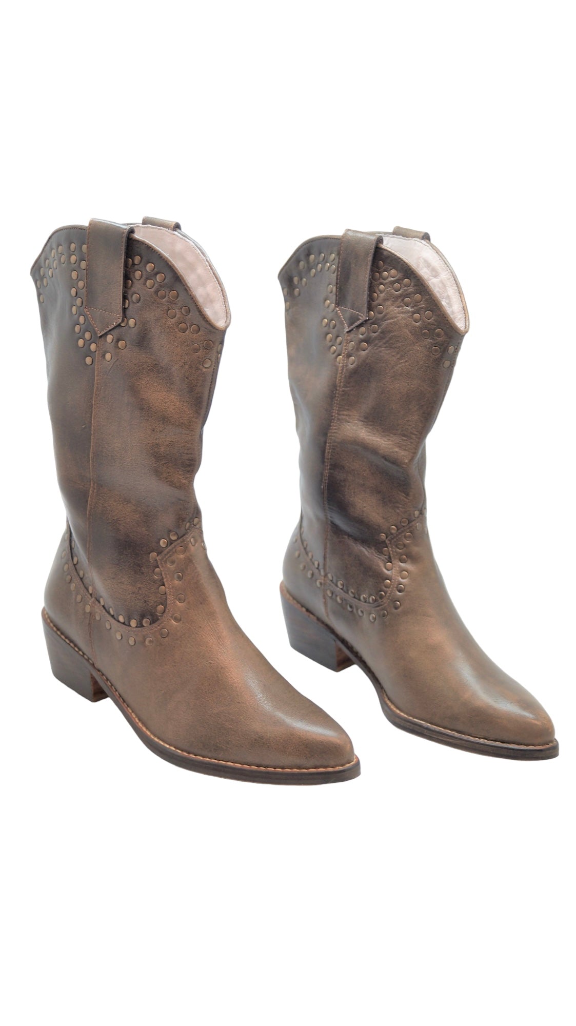 Ernestina Tachas Avellana