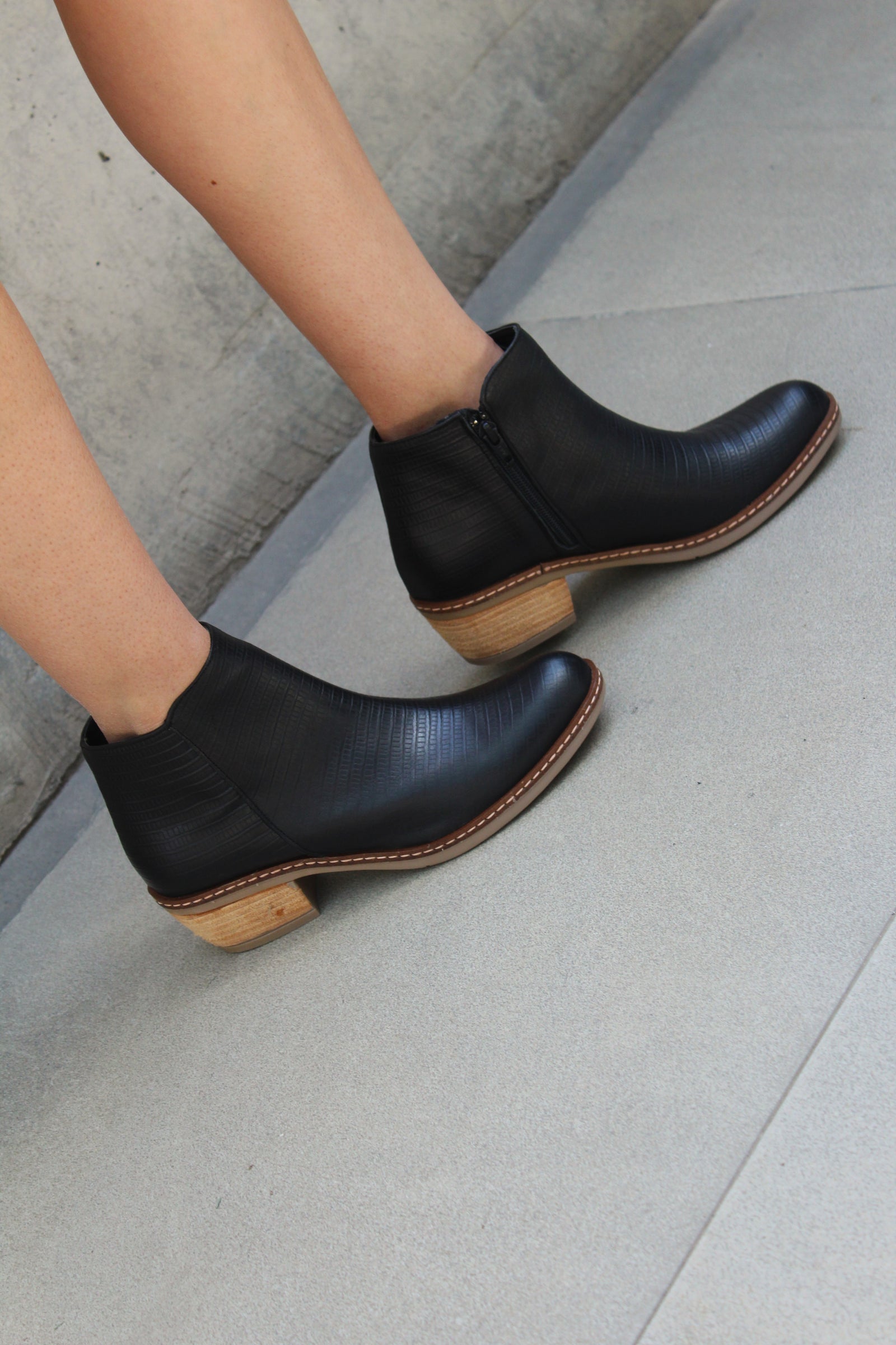 Maya Iguana Negro - Outlet