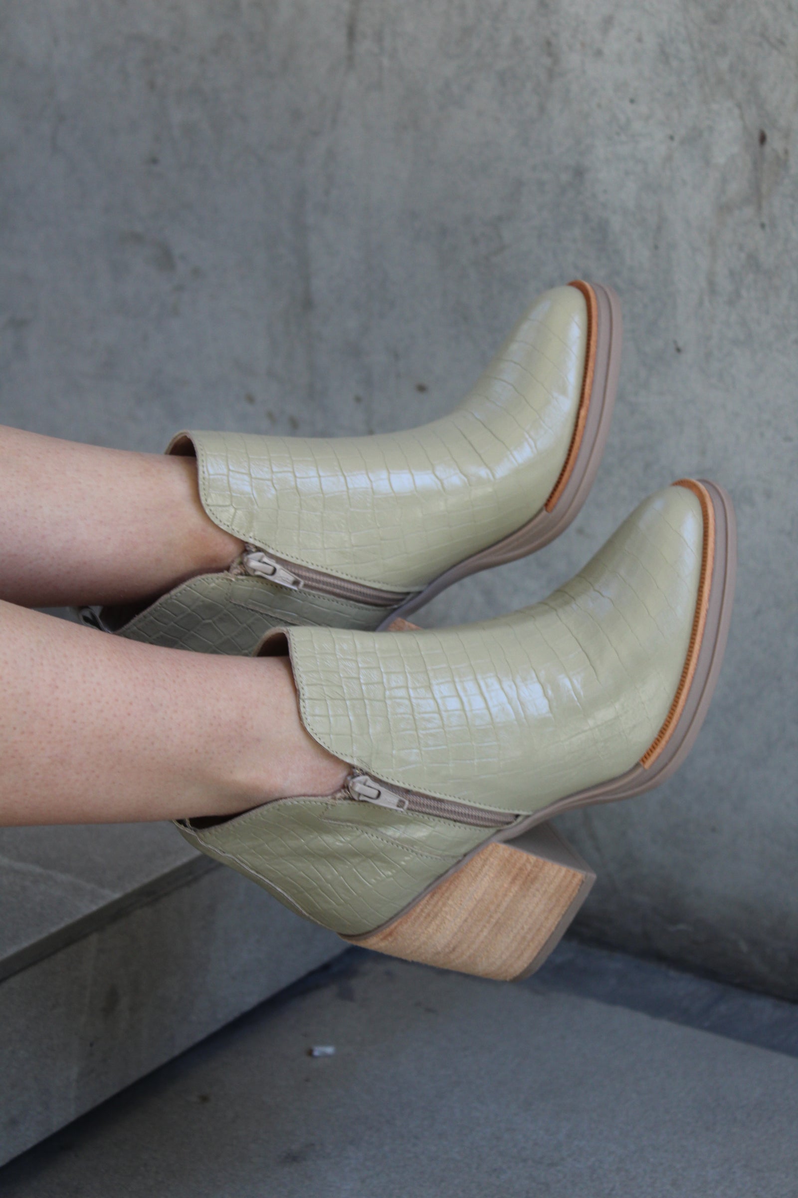 Amalfi Croco Hueso - Outlet