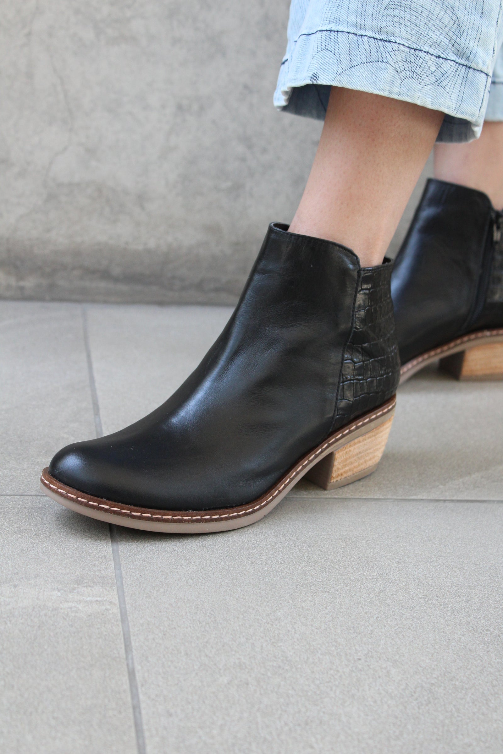 Karen Negro - Outlet