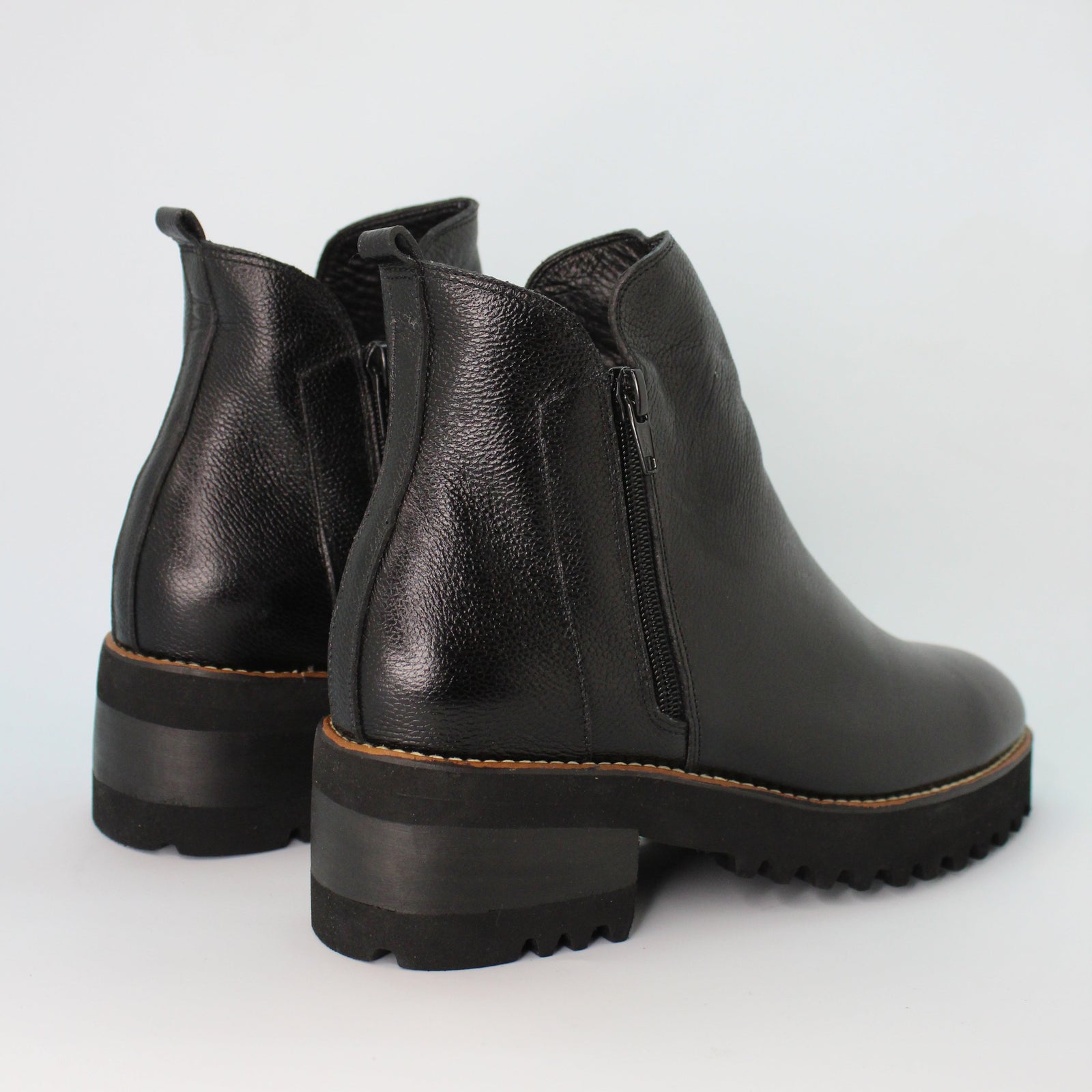 Amparo Negro - Outlet