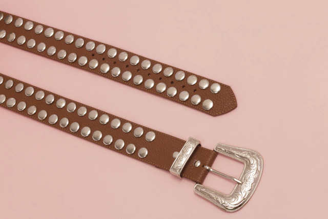 Cinturon Texano Tachas Suela