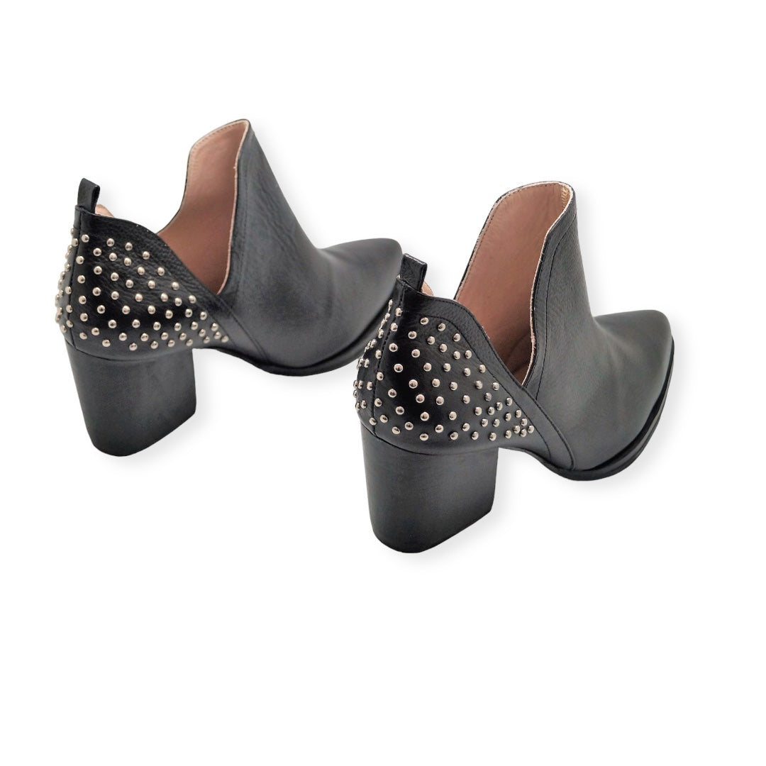 Aldana Negro Tachas Atras