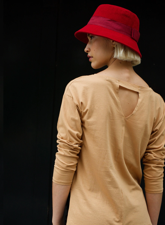 Polera Karnak Tostado