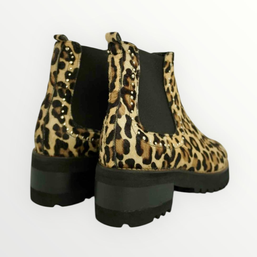 Beca Animal Print