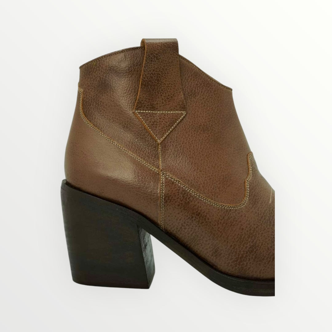 Carlota Cafe Vintage