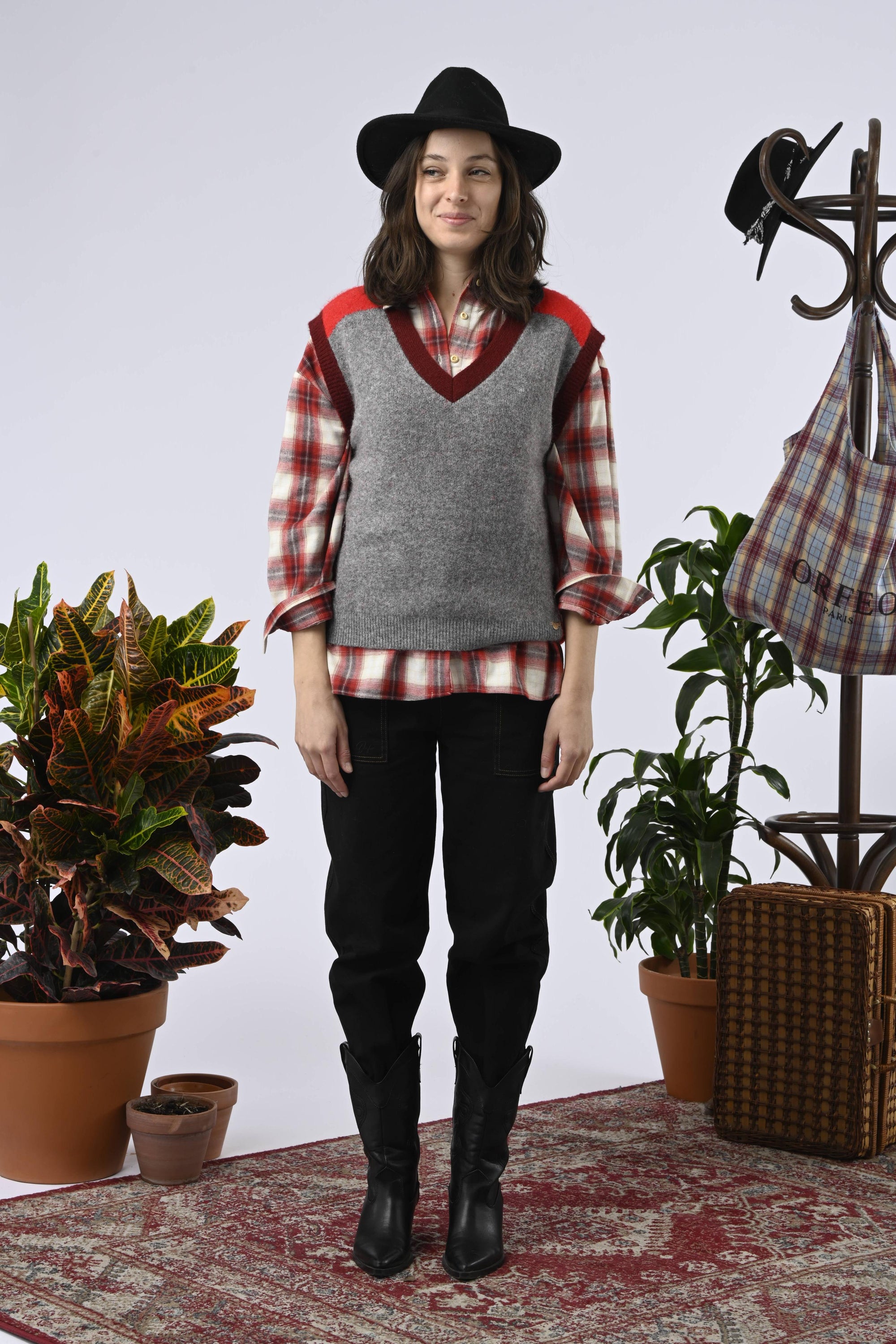 Sweater Iola Gris Bordo y Rojo