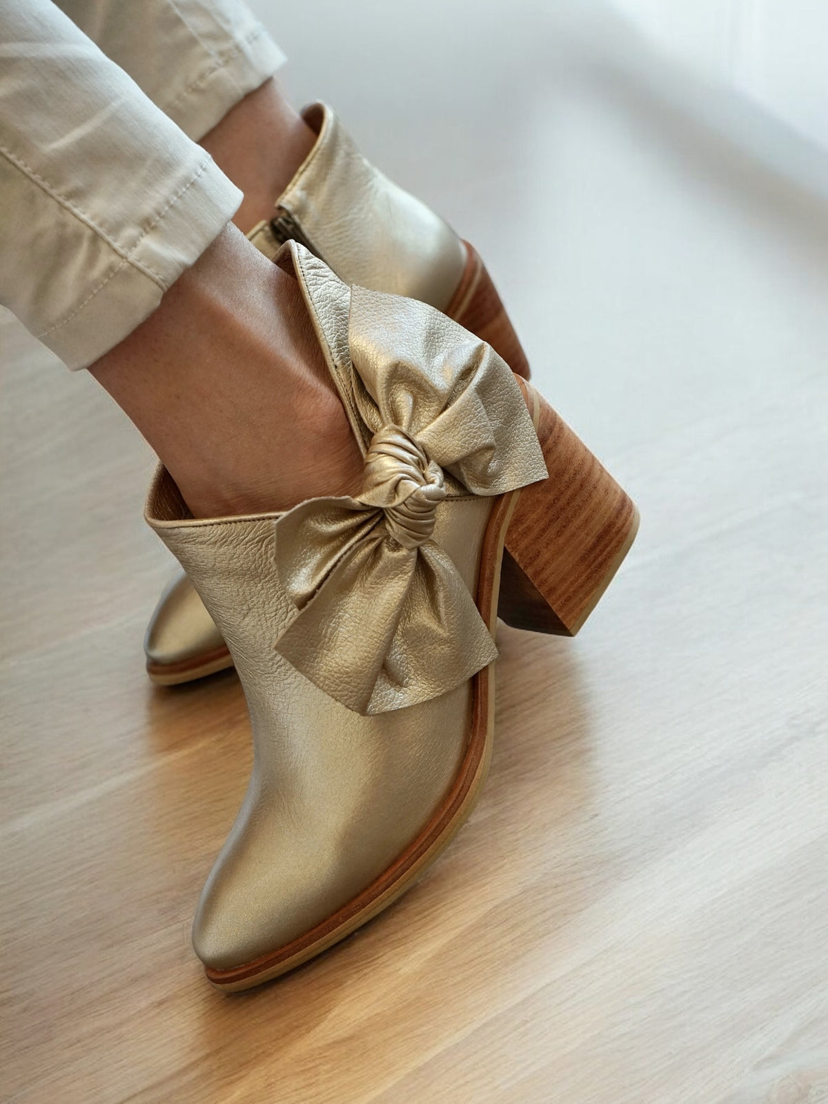 Susan Dorado - Outlet