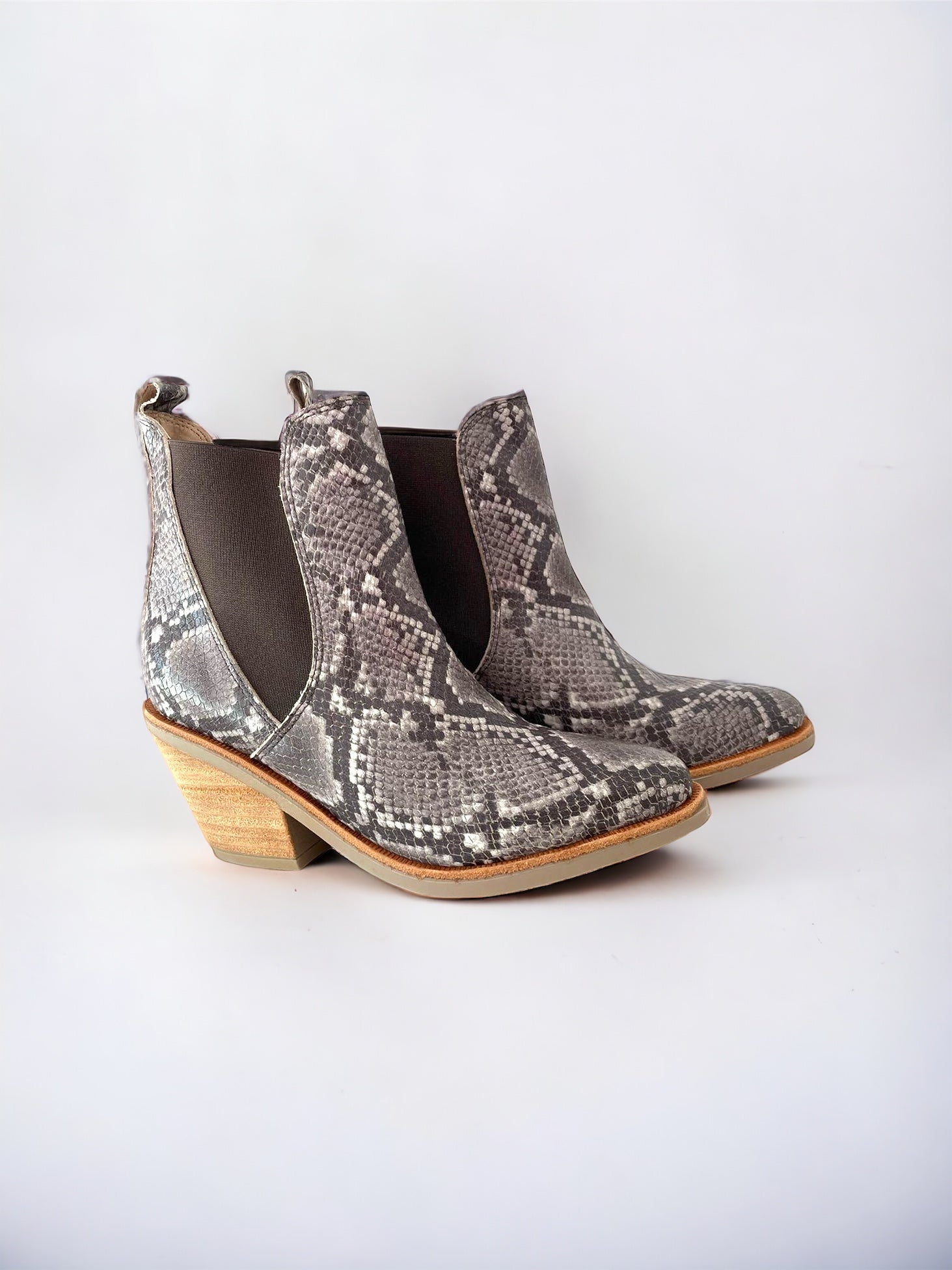 Savage Reptil Beige - Negro - Outlet