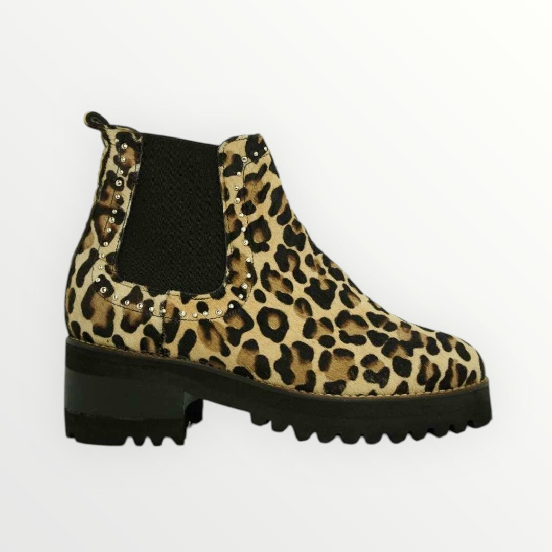 Beca Animal Print