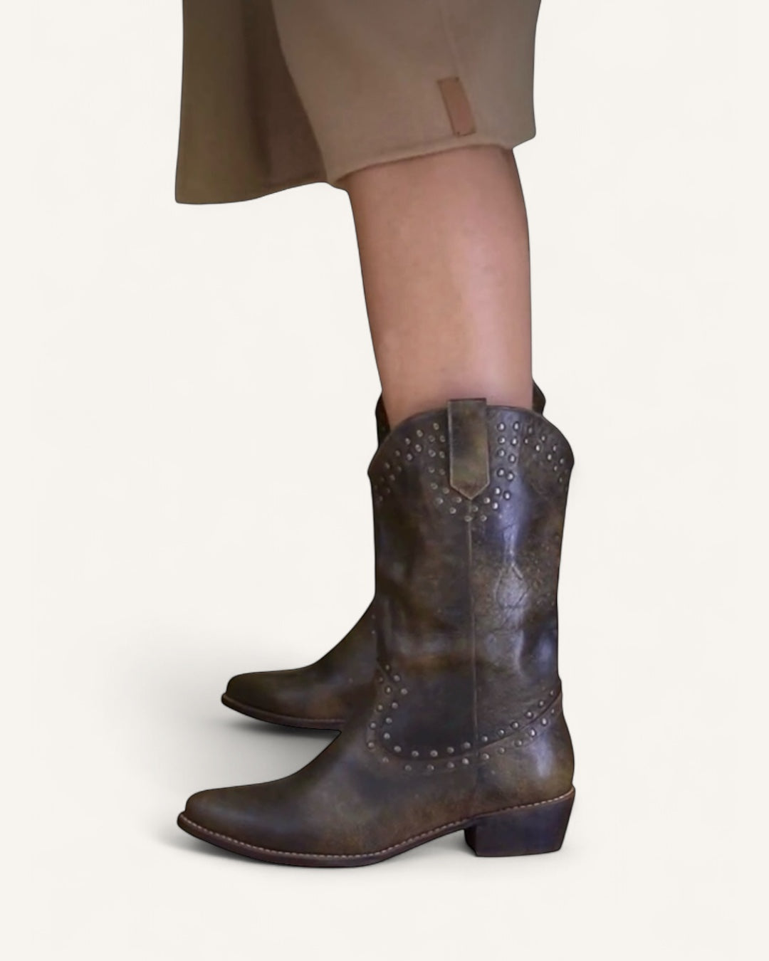 Ernestina Tachas Avellana