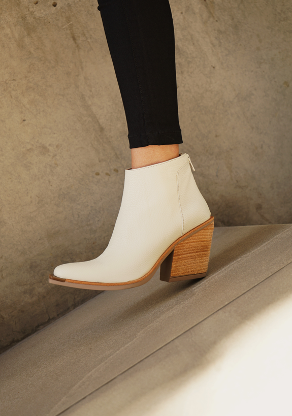 Casandra Tiza - Outlet