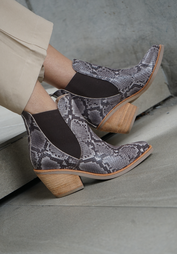 Savage Reptil Beige - Negro - Outlet