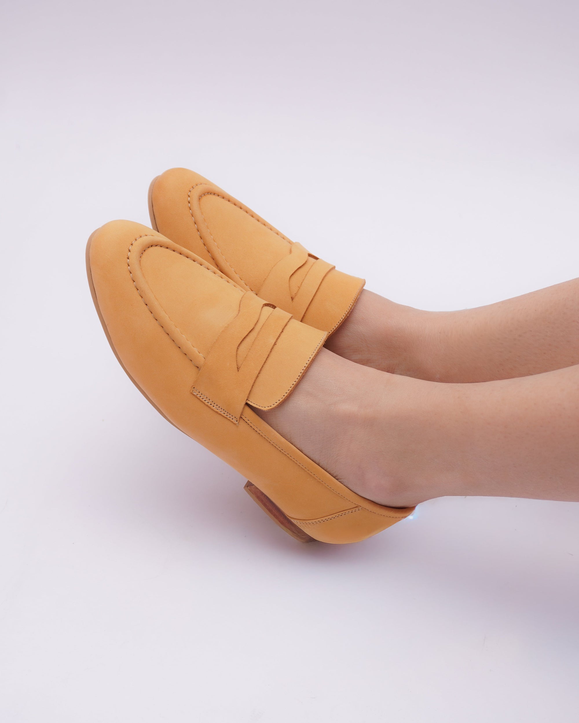 Wanda Amarillo Suave