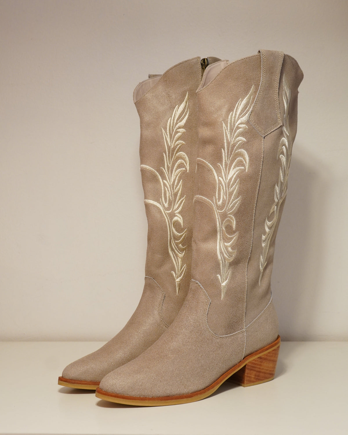 Trini XL Gamuza Beige