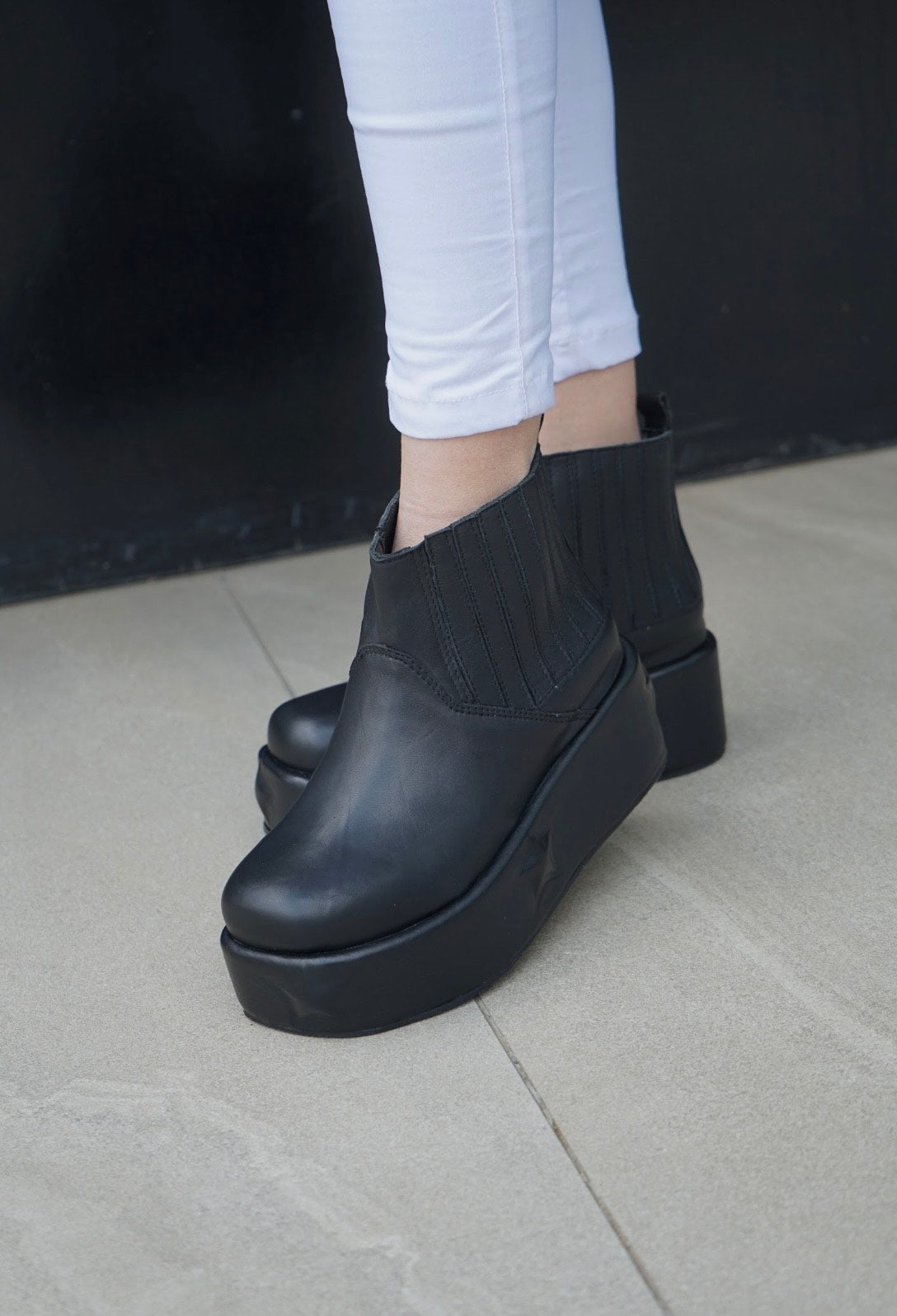 Reyna Negro - Outlet