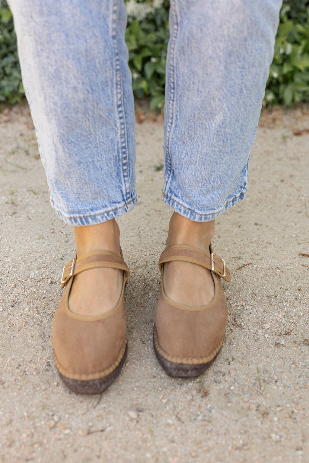 Jane Terciopelo Camel