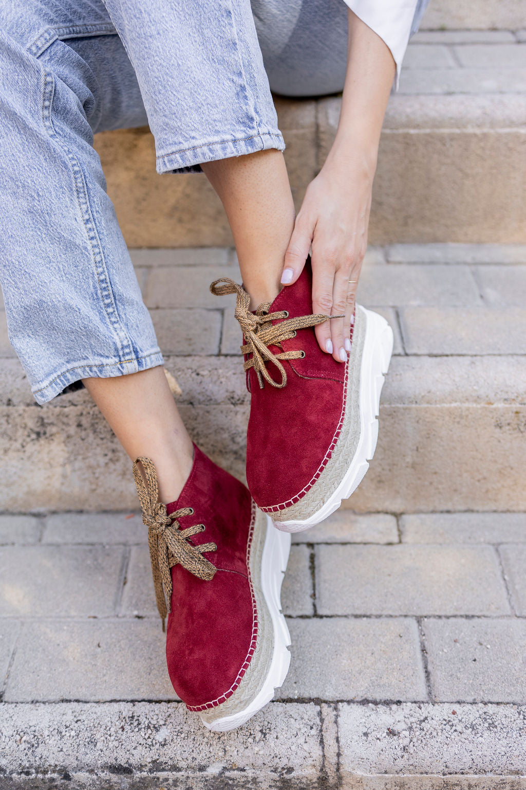 Alhama Gamuza Cherry