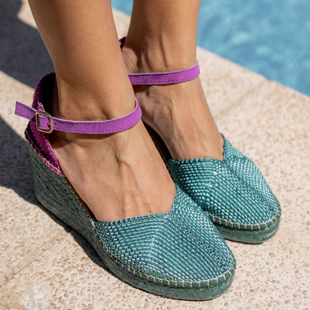 Lanzada Abeto Purpura