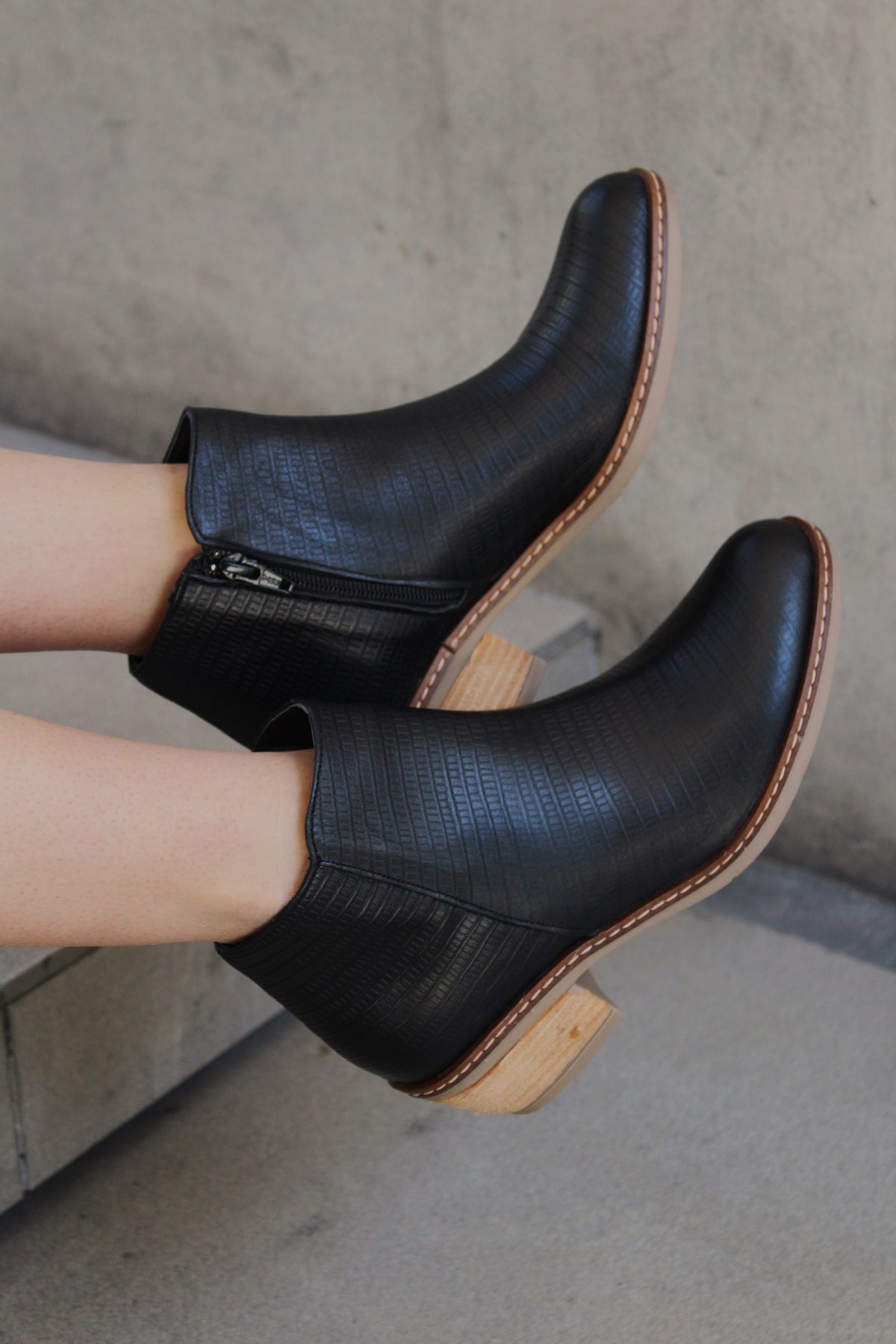 Maya Iguana Negro - Outlet