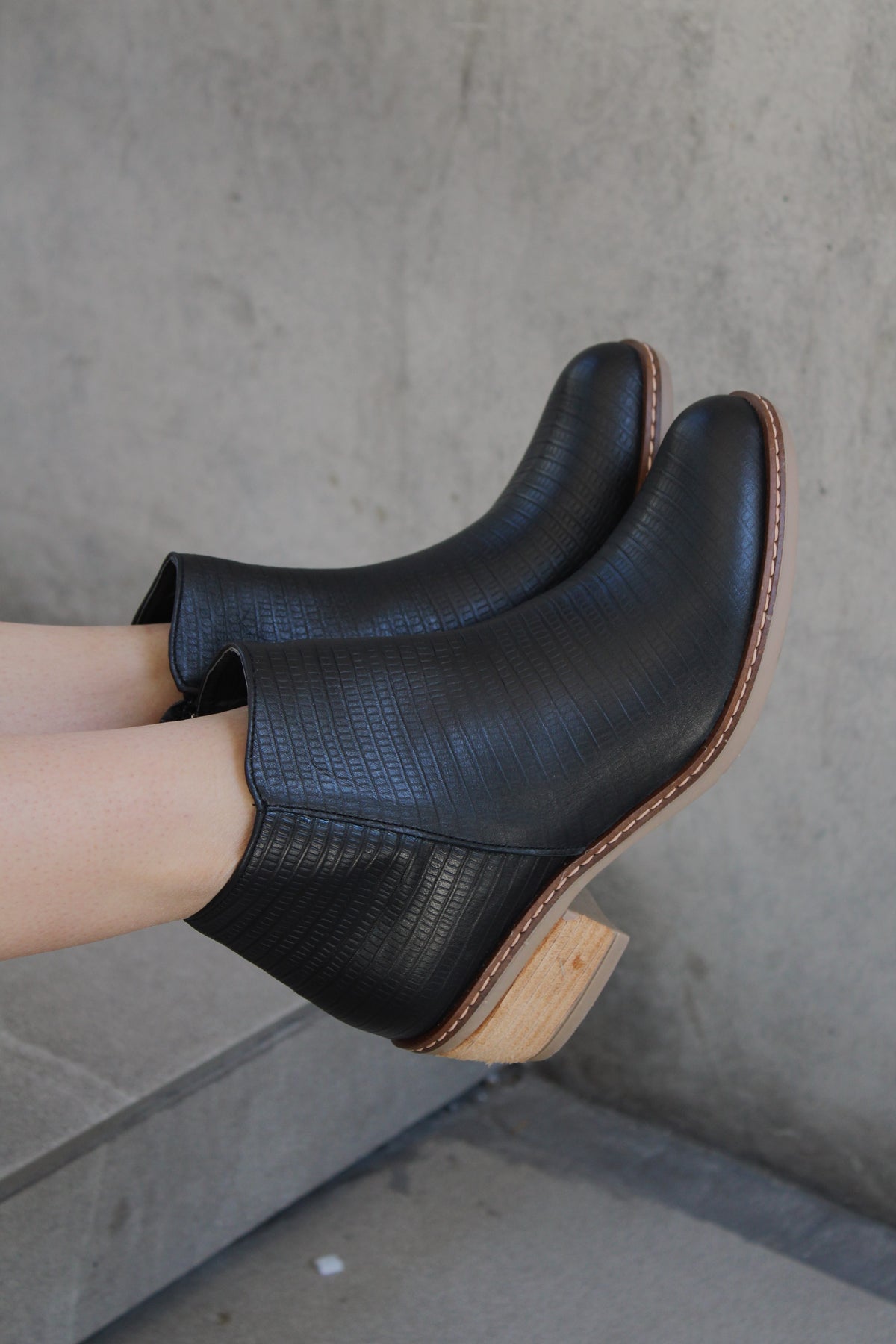 Maya Iguana Negro - Outlet