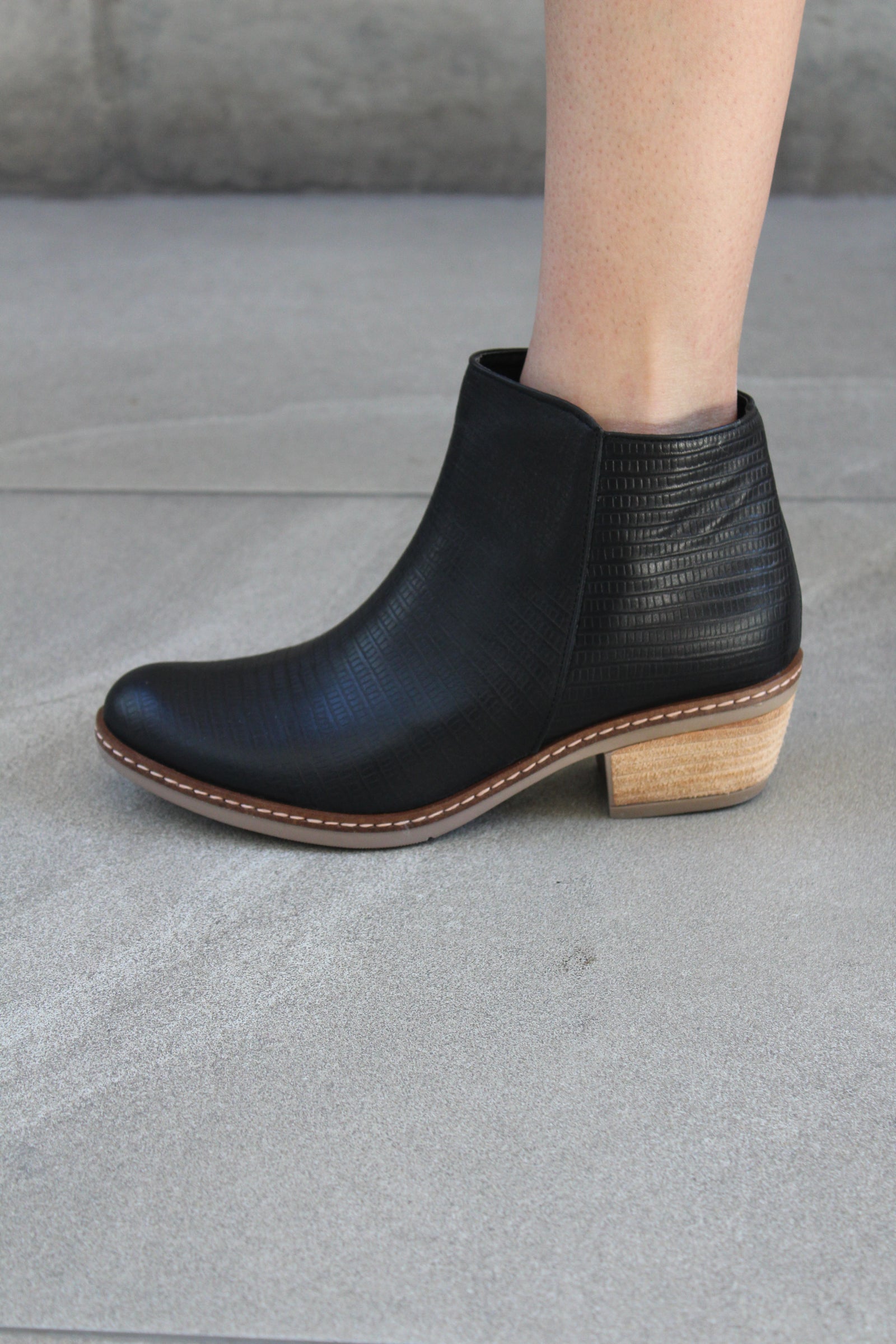 Maya Iguana Negro - Outlet