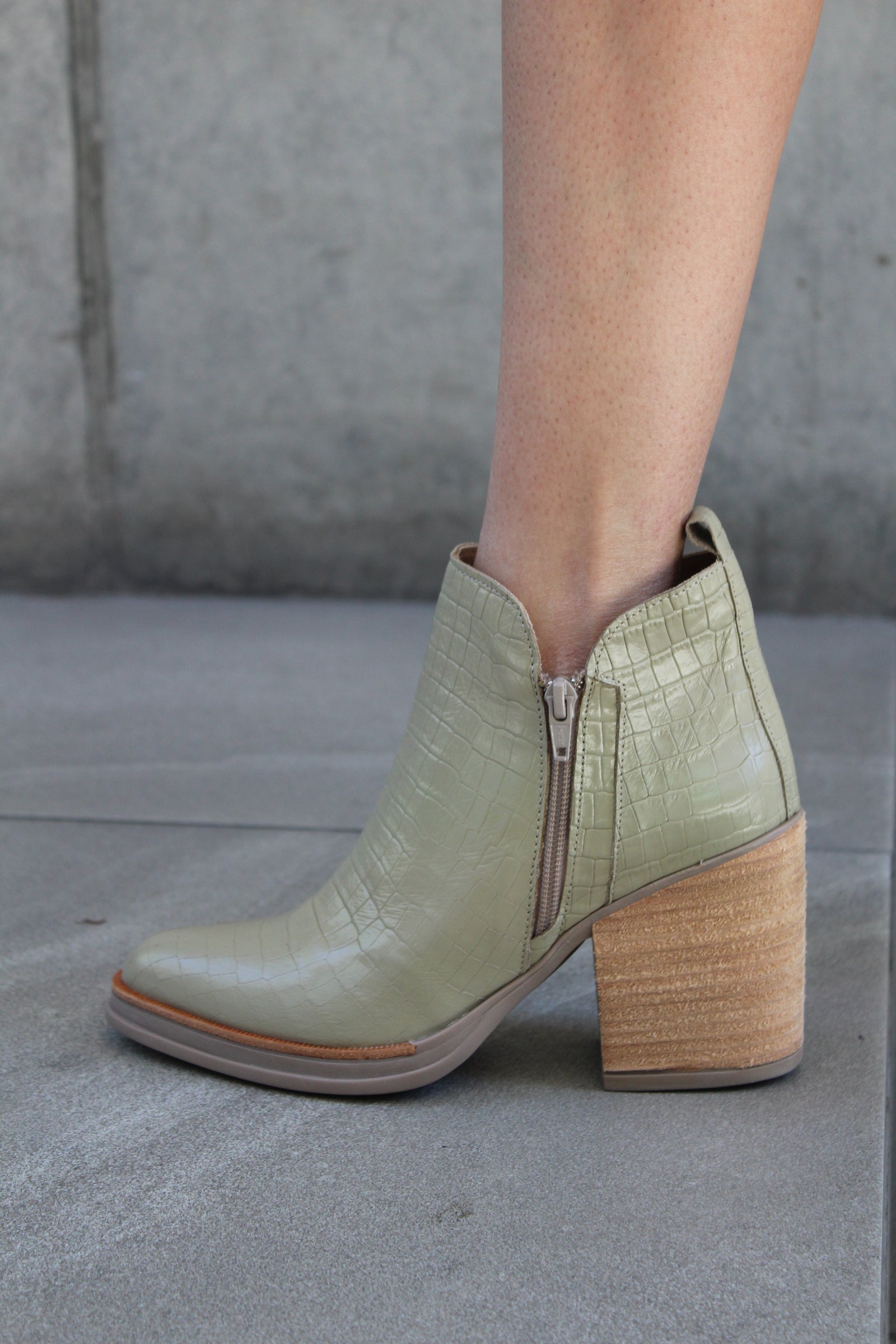 Amalfi Croco Hueso - Outlet