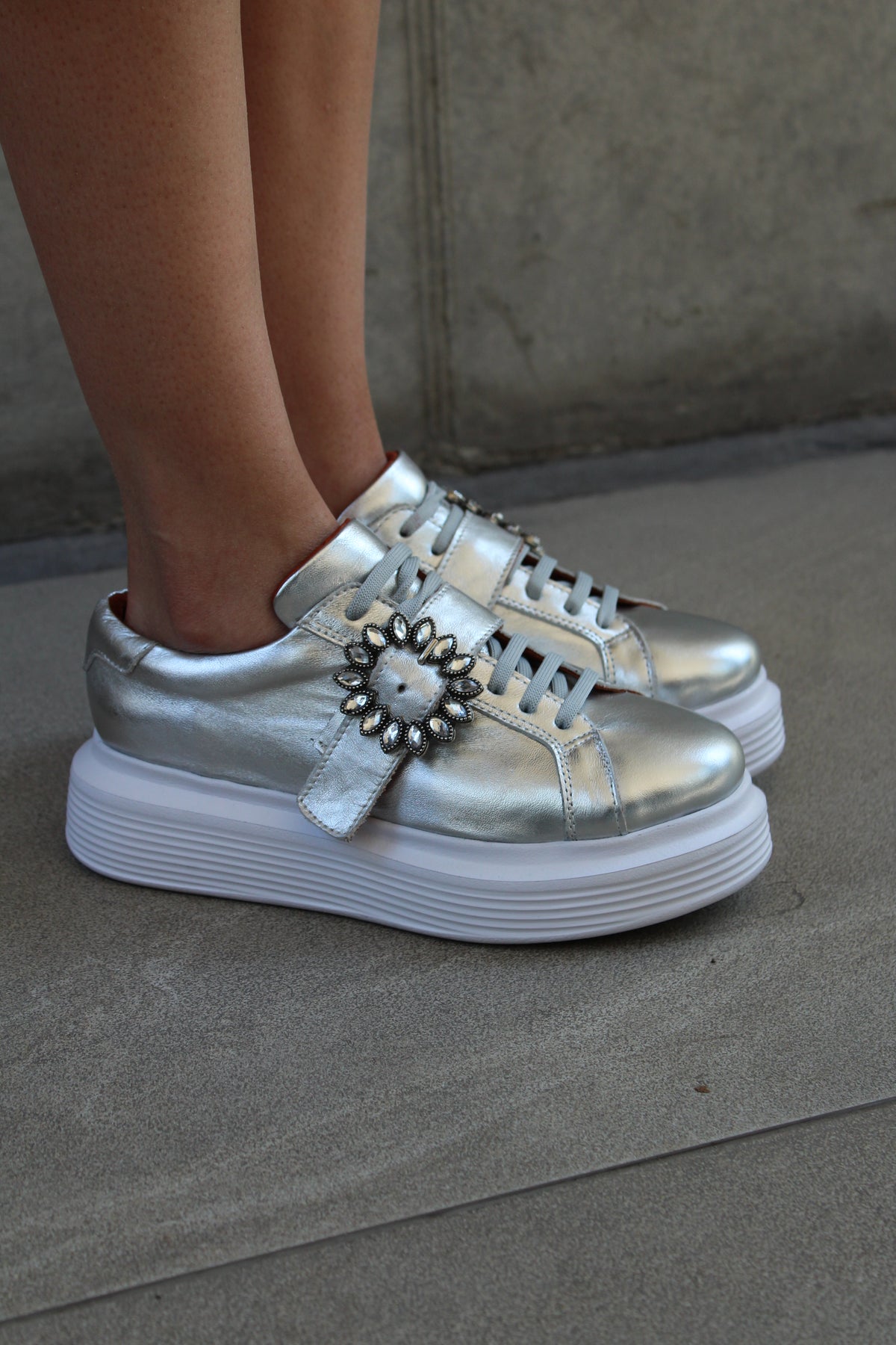 Zapatilla Round Plata