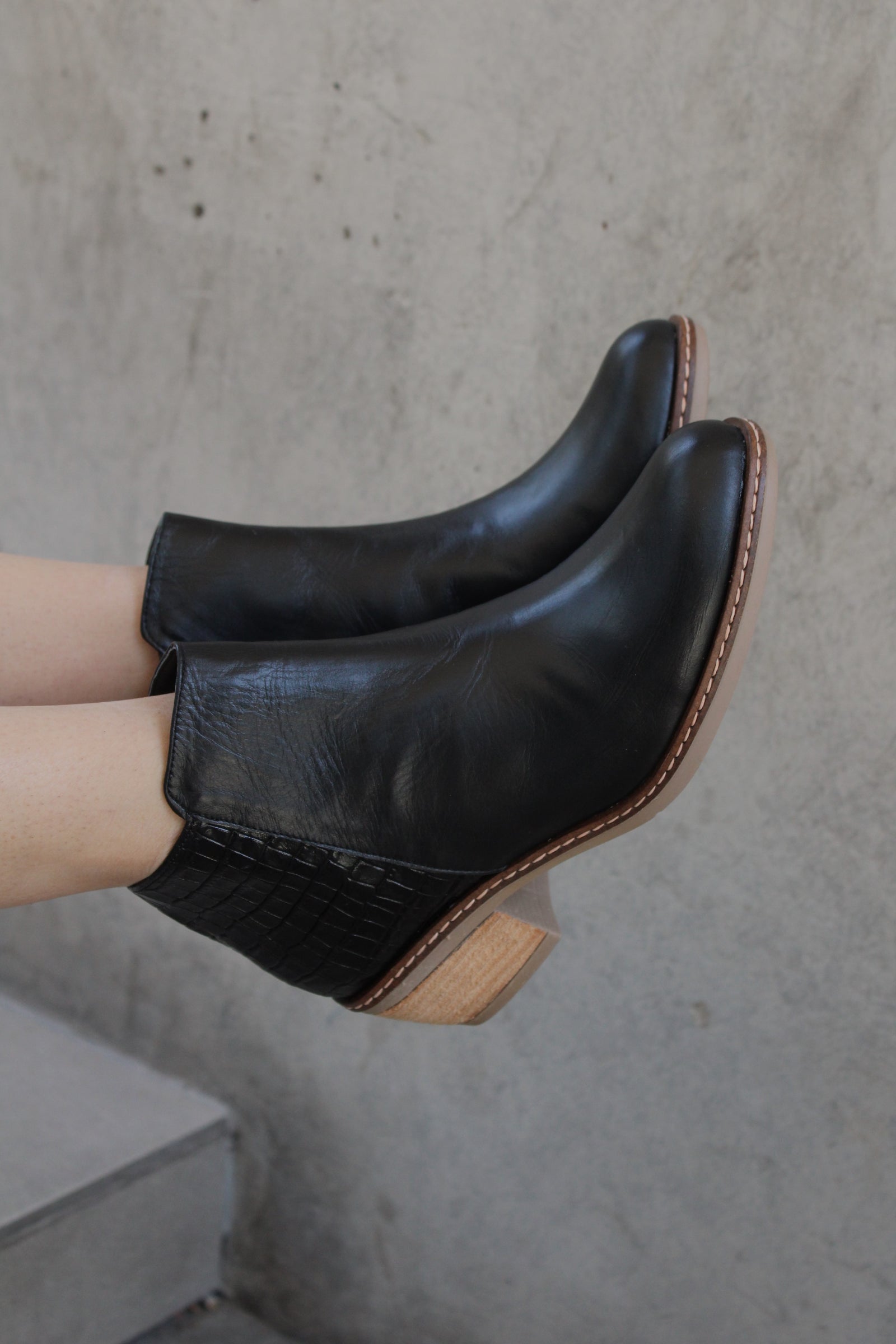 Karen Negro - Outlet