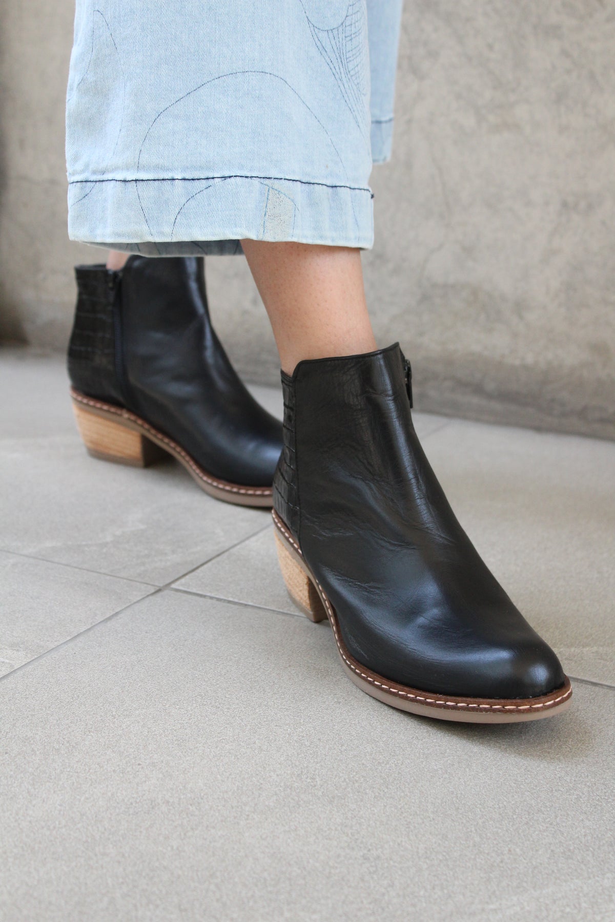 Karen Negro - Outlet