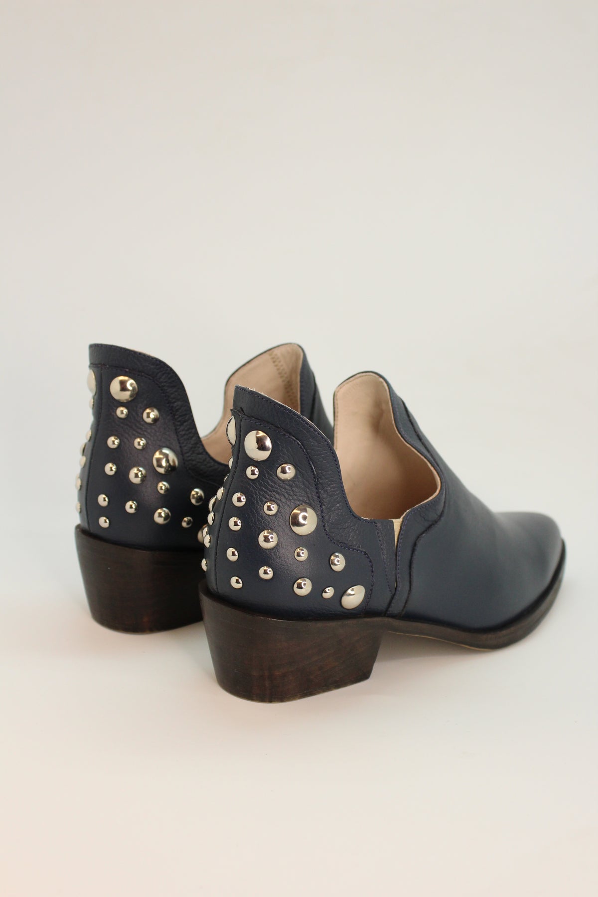 Kate  Navy Tachas
