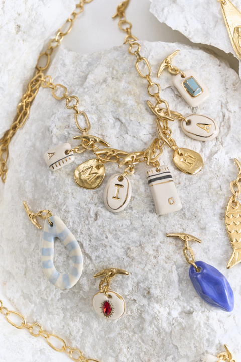 Cadena Amuletos Dorado - Sin Dije