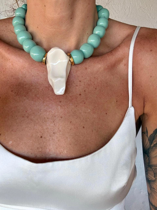 Collar Uy Thelma