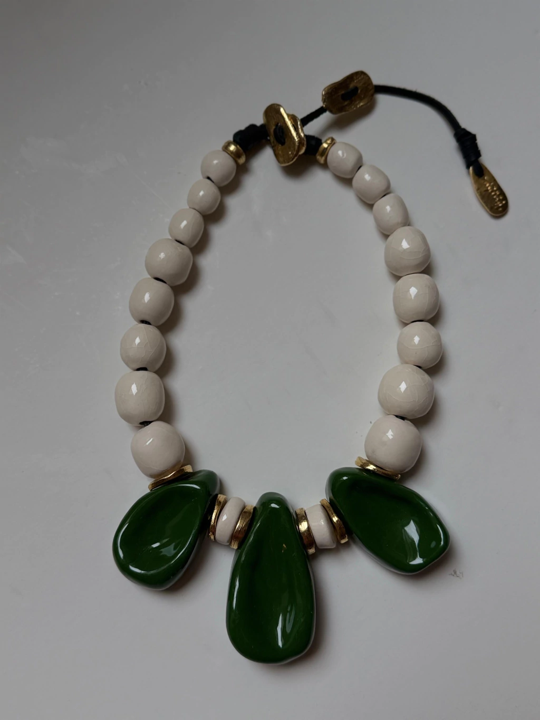 Collar Uh Berta