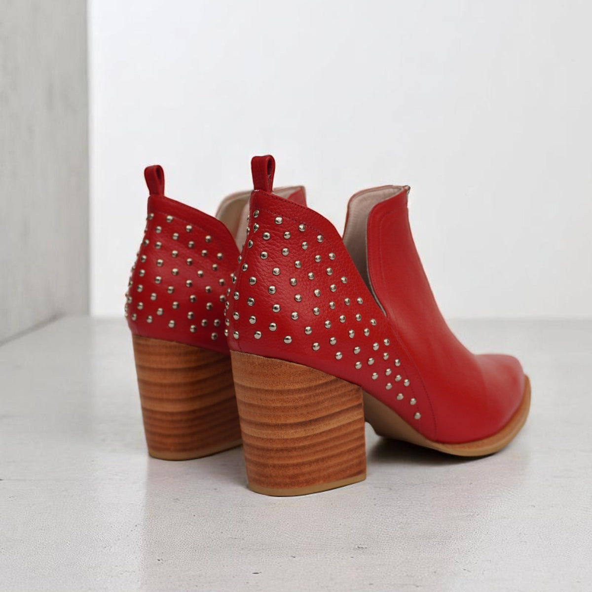 Aldana Rojo Tachas Atras