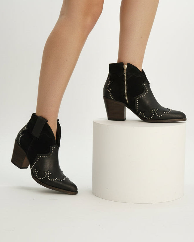 Federica Tachas Negro