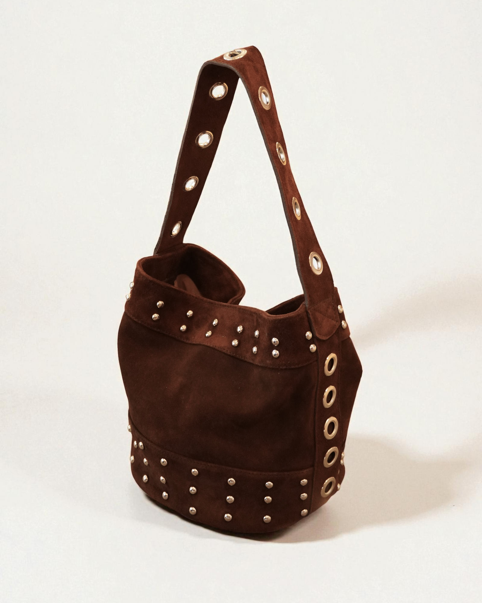 Cartera Marina Tachas Chocolate