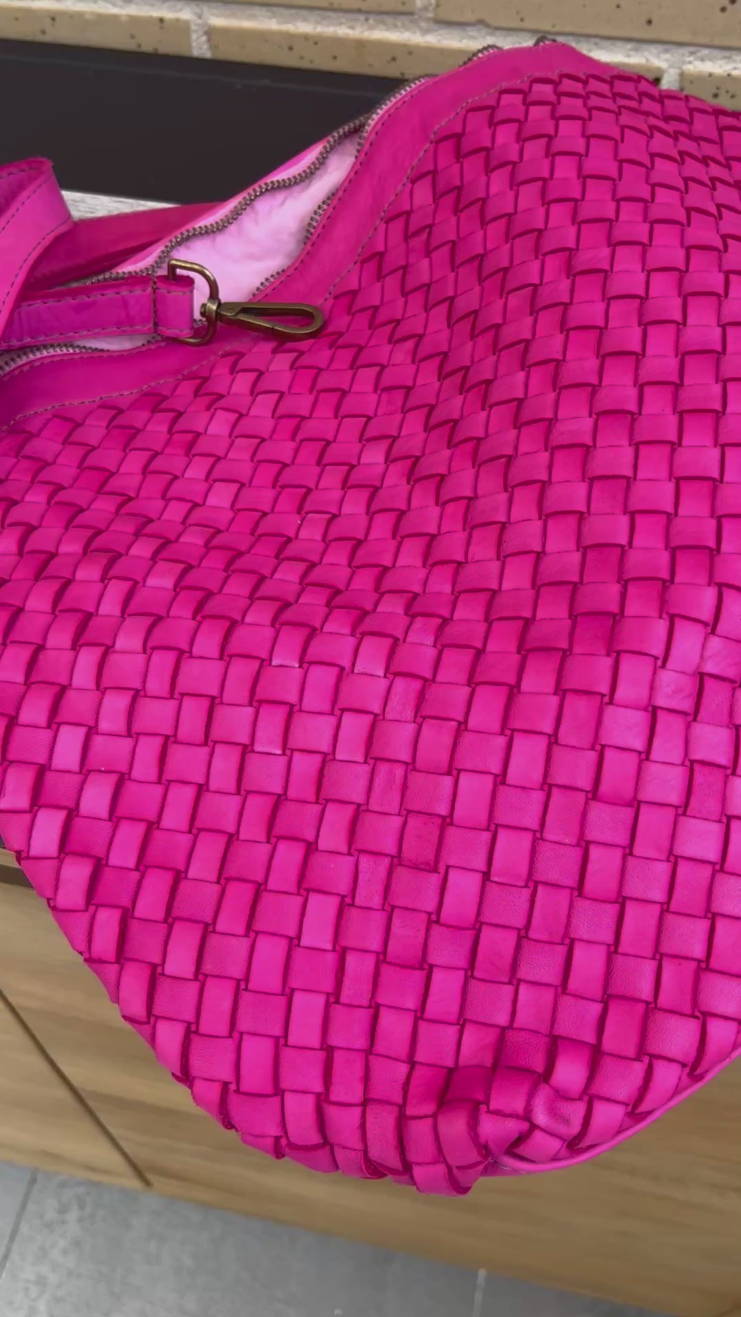 Cartera Arezzo Fucsia