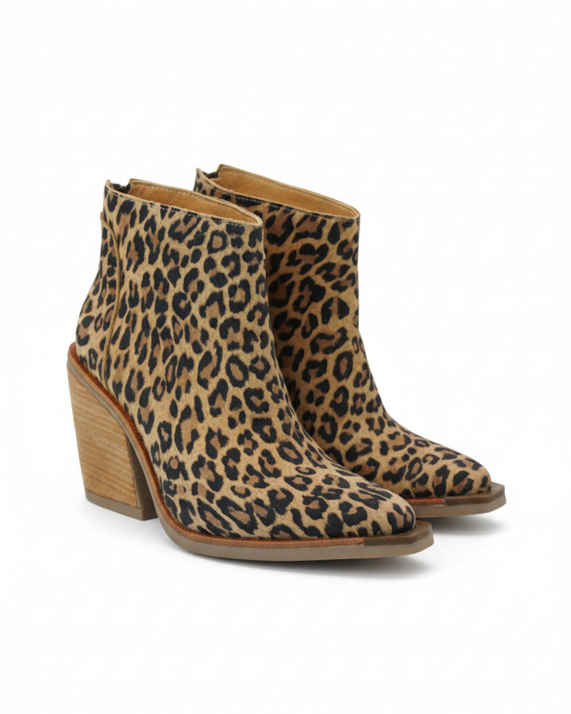 Cleopatra Animal Print