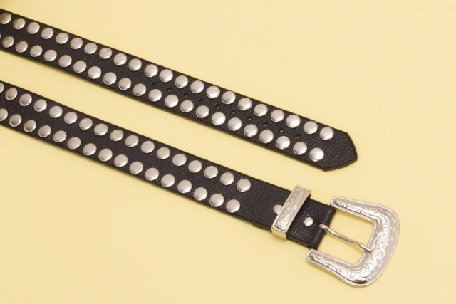 Cinturon Texano Tachas Negro